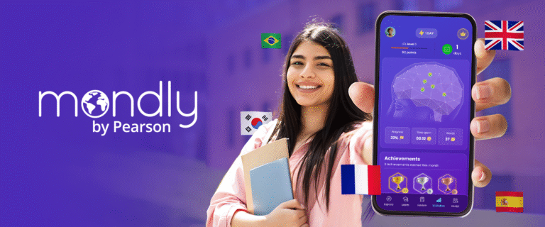 girl with the Mondly app